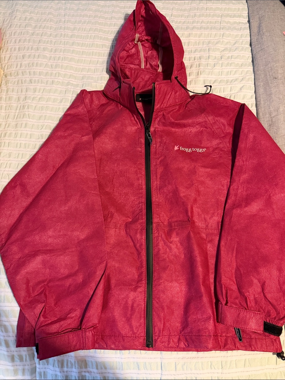 Frogg Toggs pink Hooded Rain Jacket
